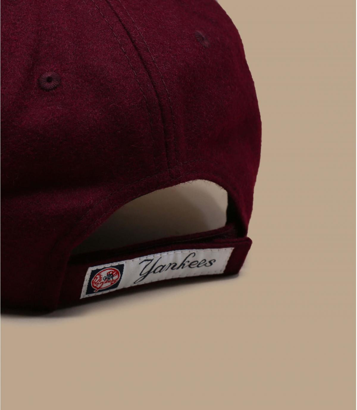 NY cap burgundy wool